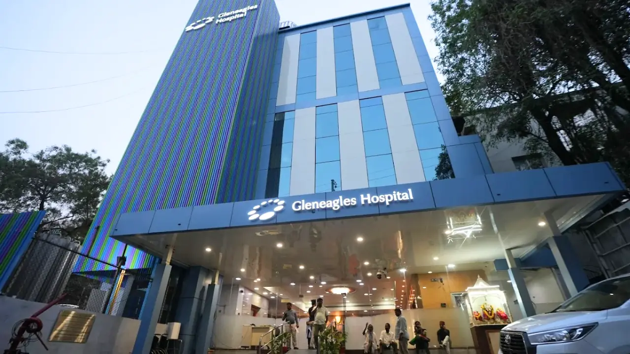 Gleneagles Hospitals Lakdikapul