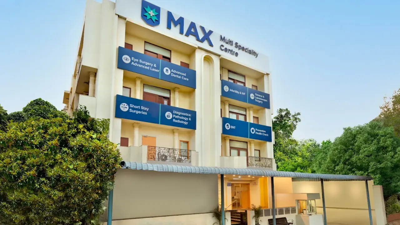Max Multi Speciality Centre